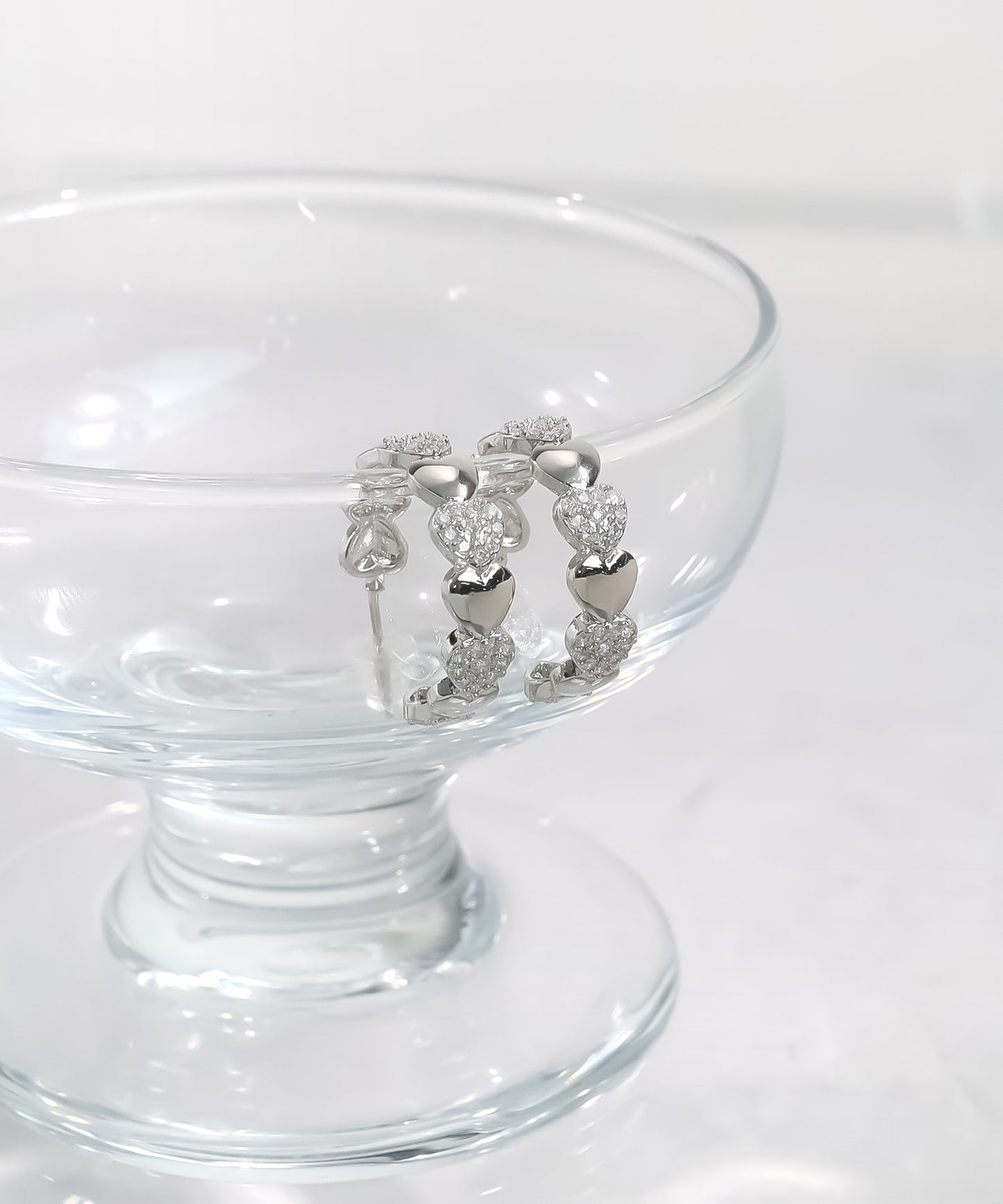 blackdia ocean ジルコニアハートラインピアス