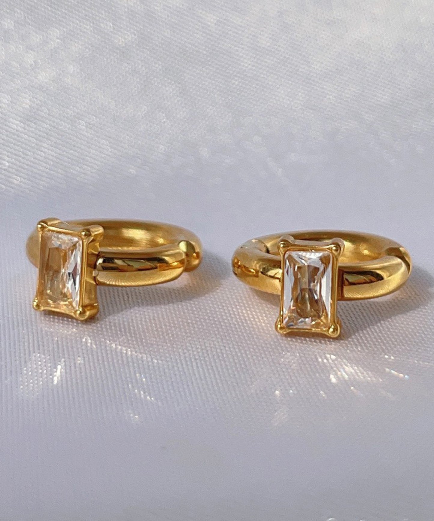 blackdia ocean スクエアストーン フープイヤーカフ