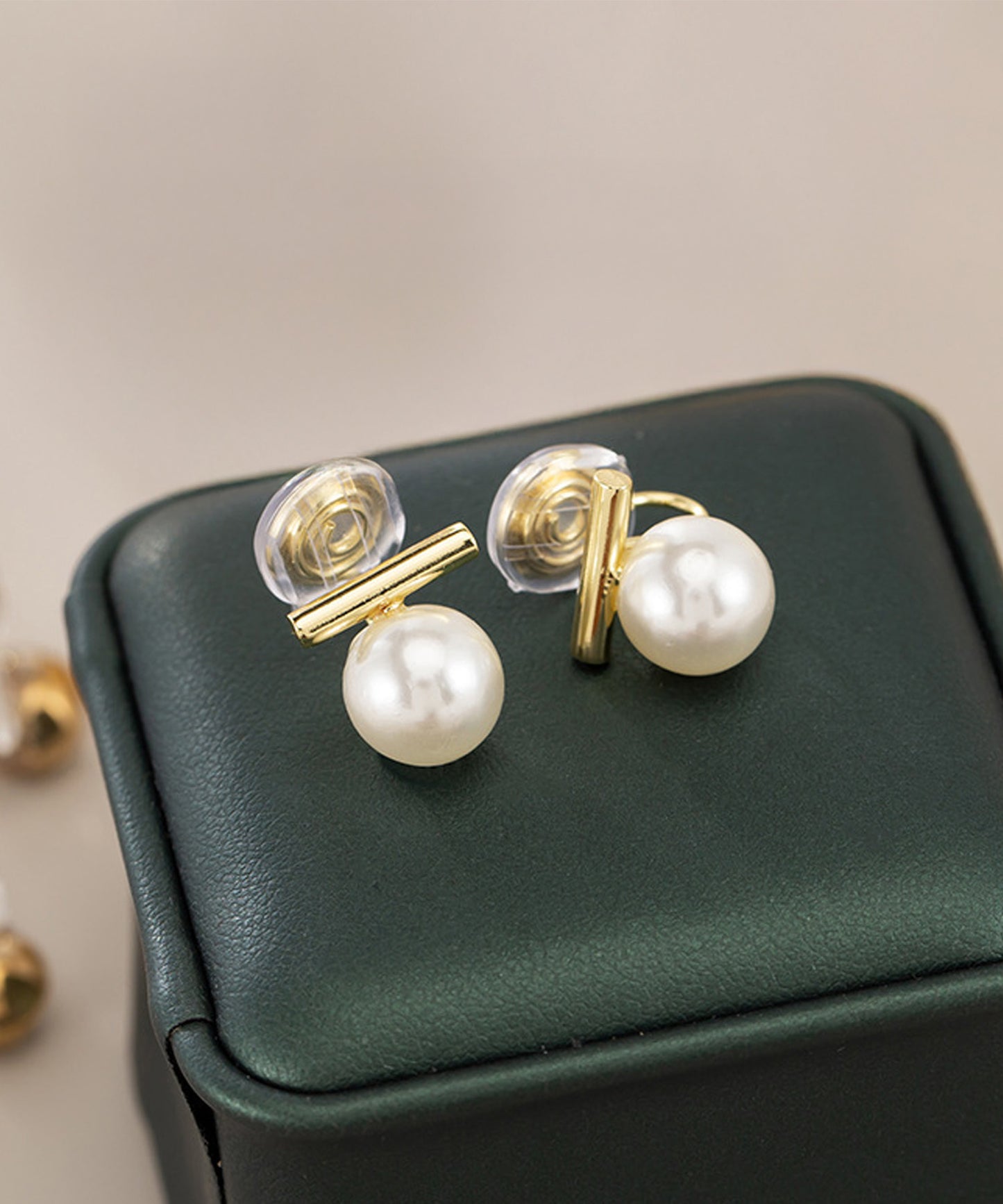 【今週末限定価格】blackdia ocean メタルバー パールピアス/イヤリング (4color)