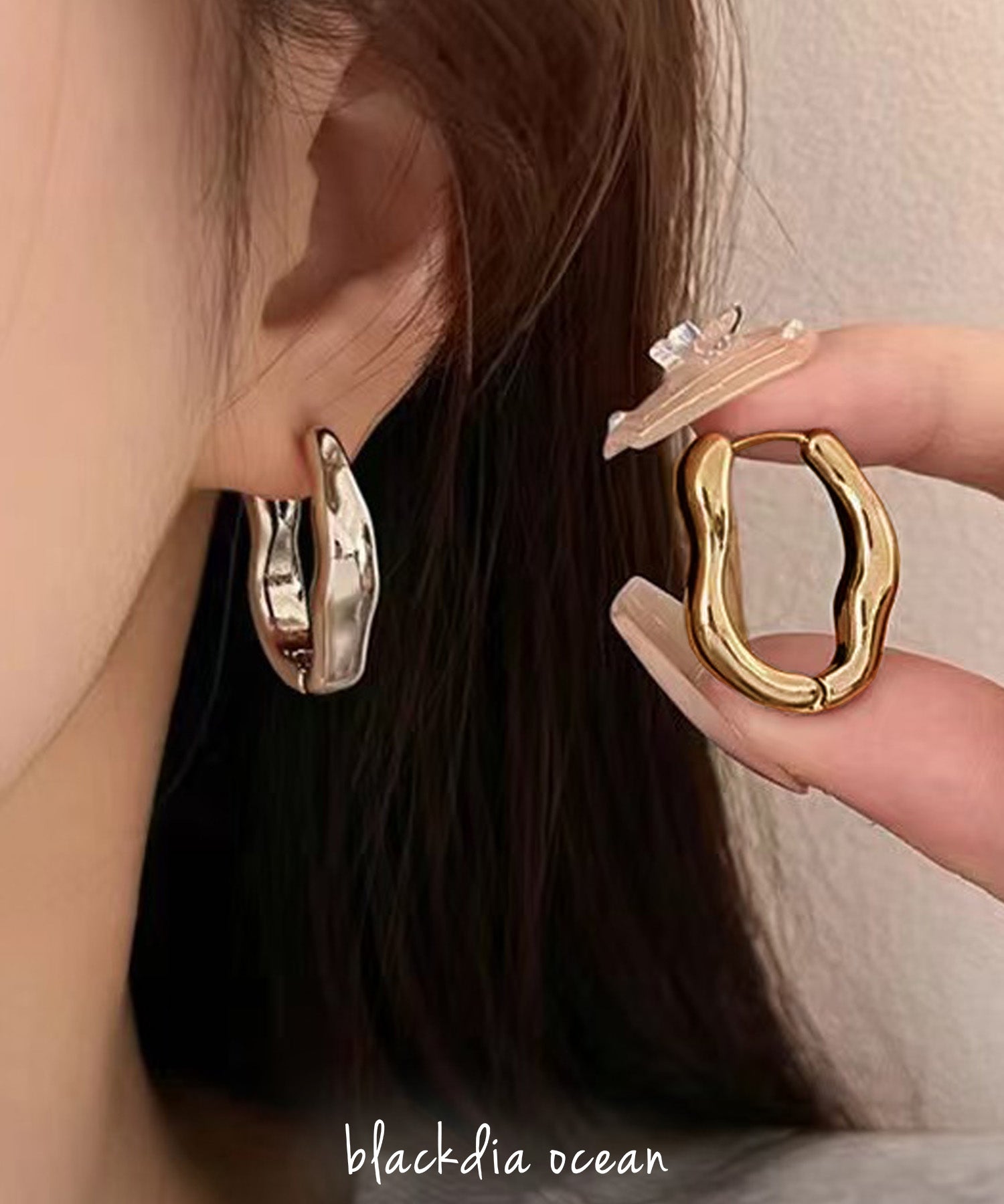 プー様⋆✴︎˚。⋆ピアス blackdia ocean オーバル ニュアンス フープピアス
