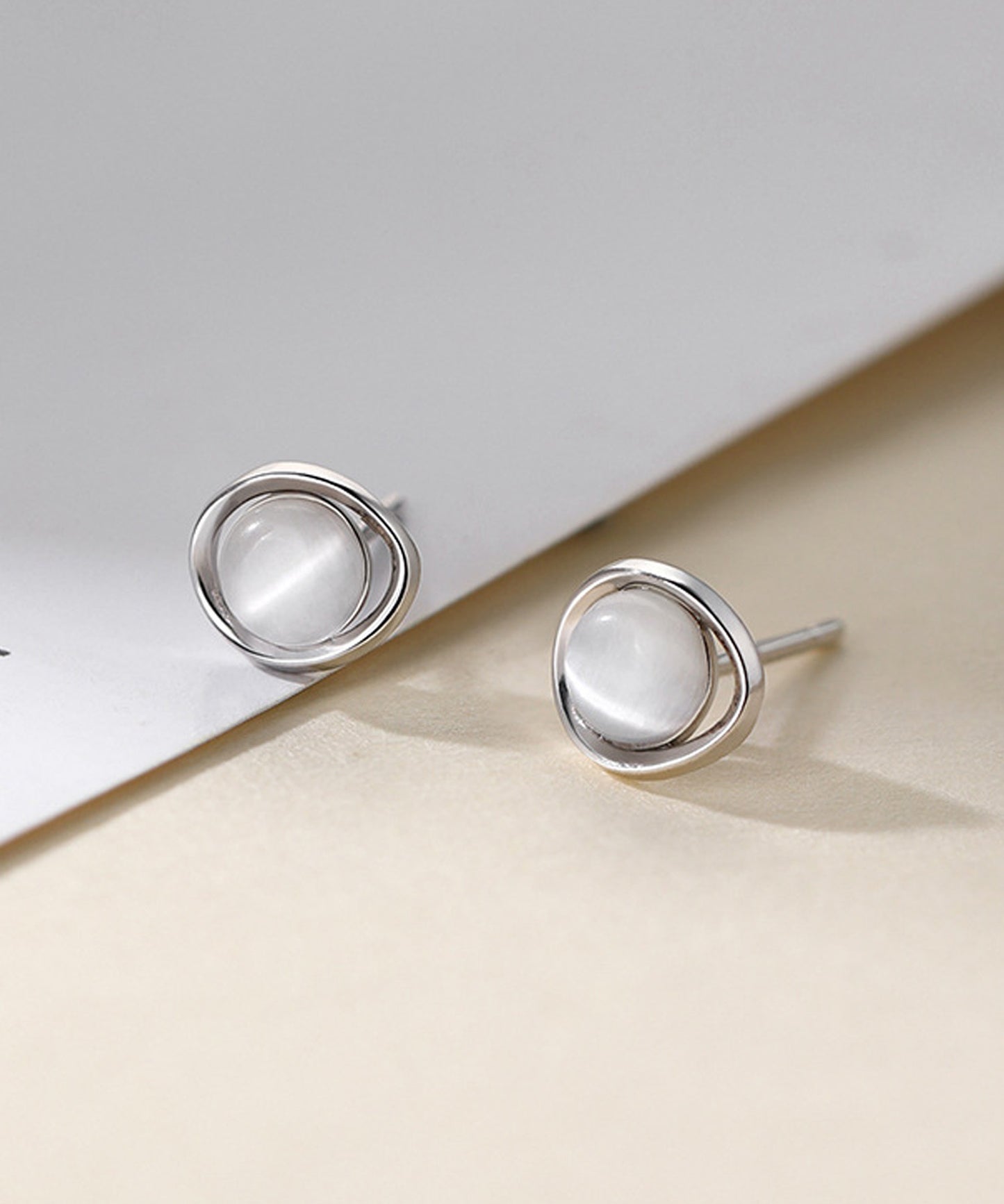 blackdia ocean サークルストーン スタッドピアス