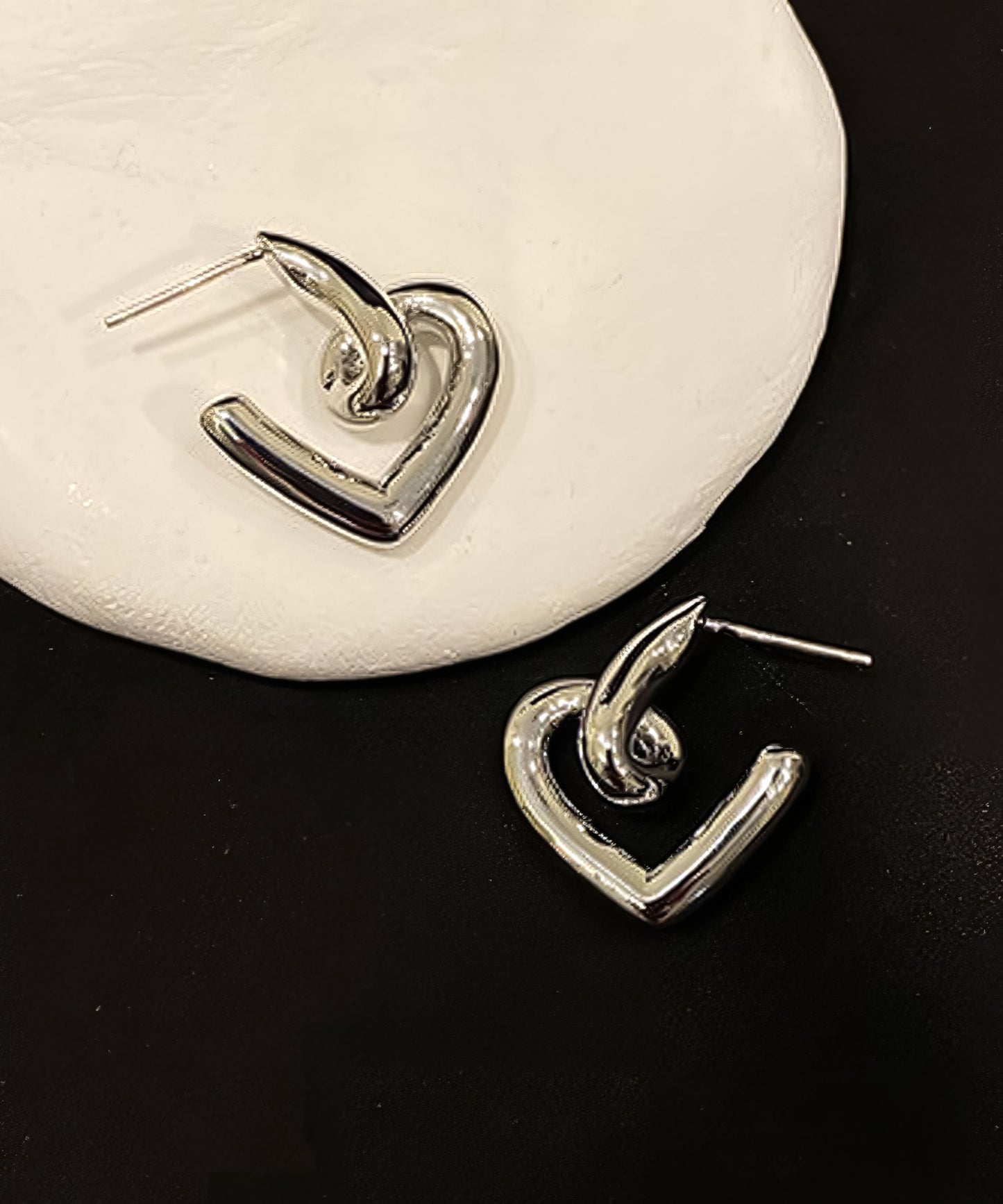 blackdia ocean ツイストハートスタッドピアス