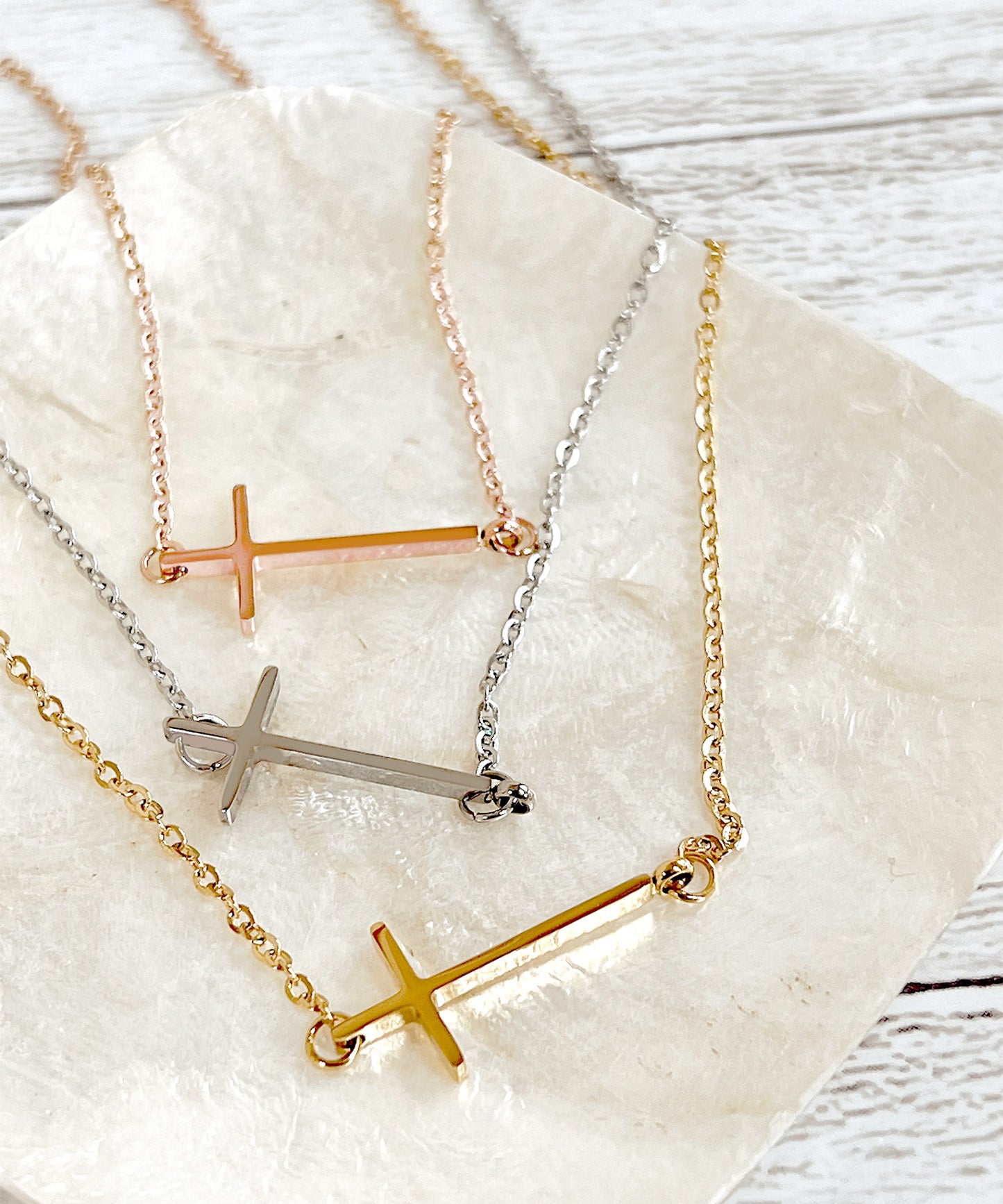 blackdia ocean ホリゾンタルクロスネックレス