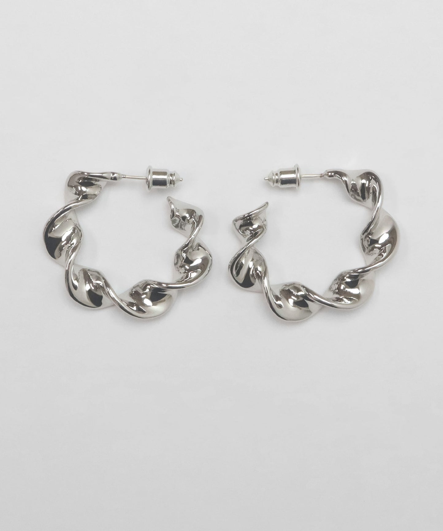 blackdia ocean ツイスト フープ ピアス