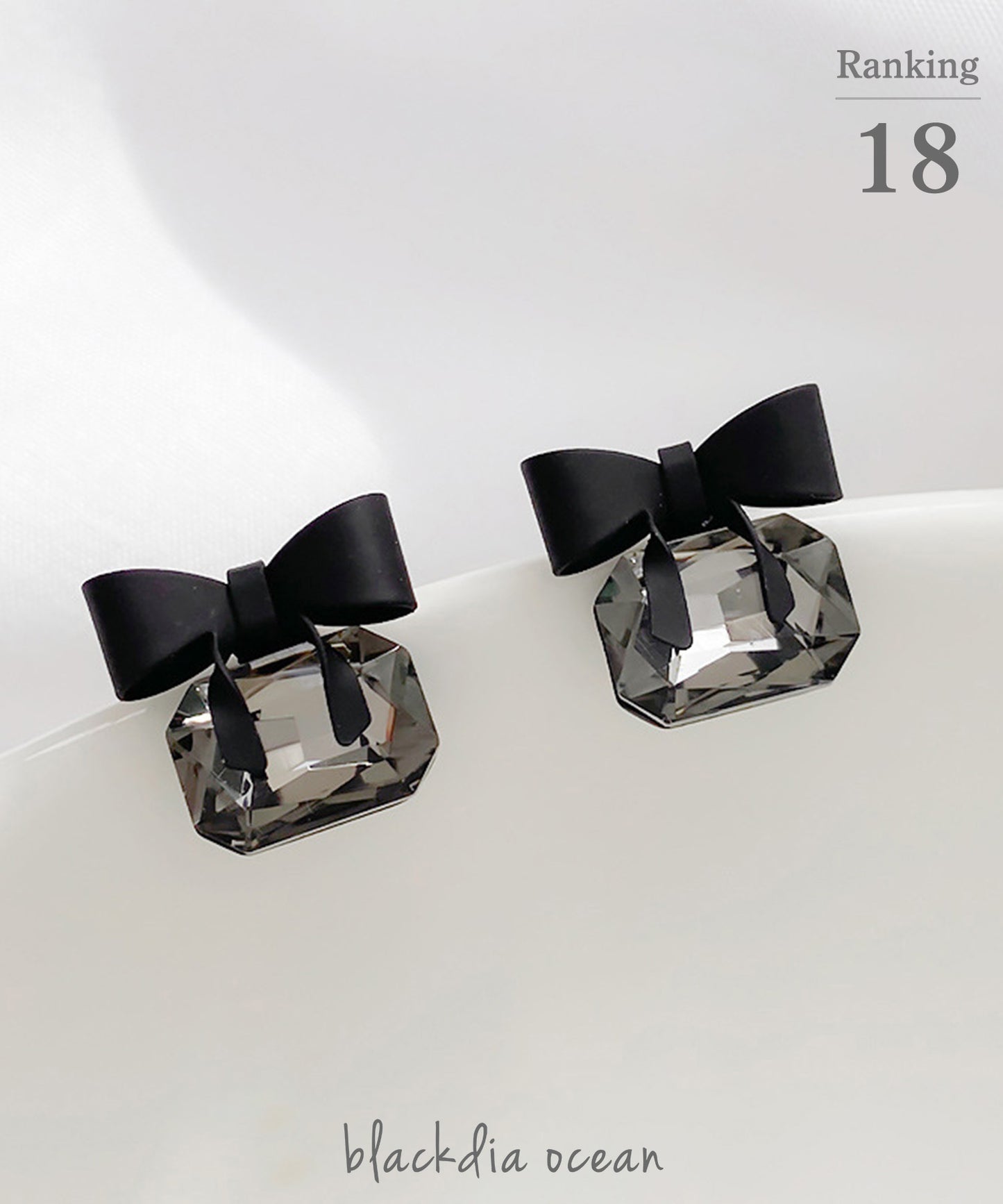 【今週末限定価格】blackdia ocean スクエアストーン リボンピアス/イヤリング