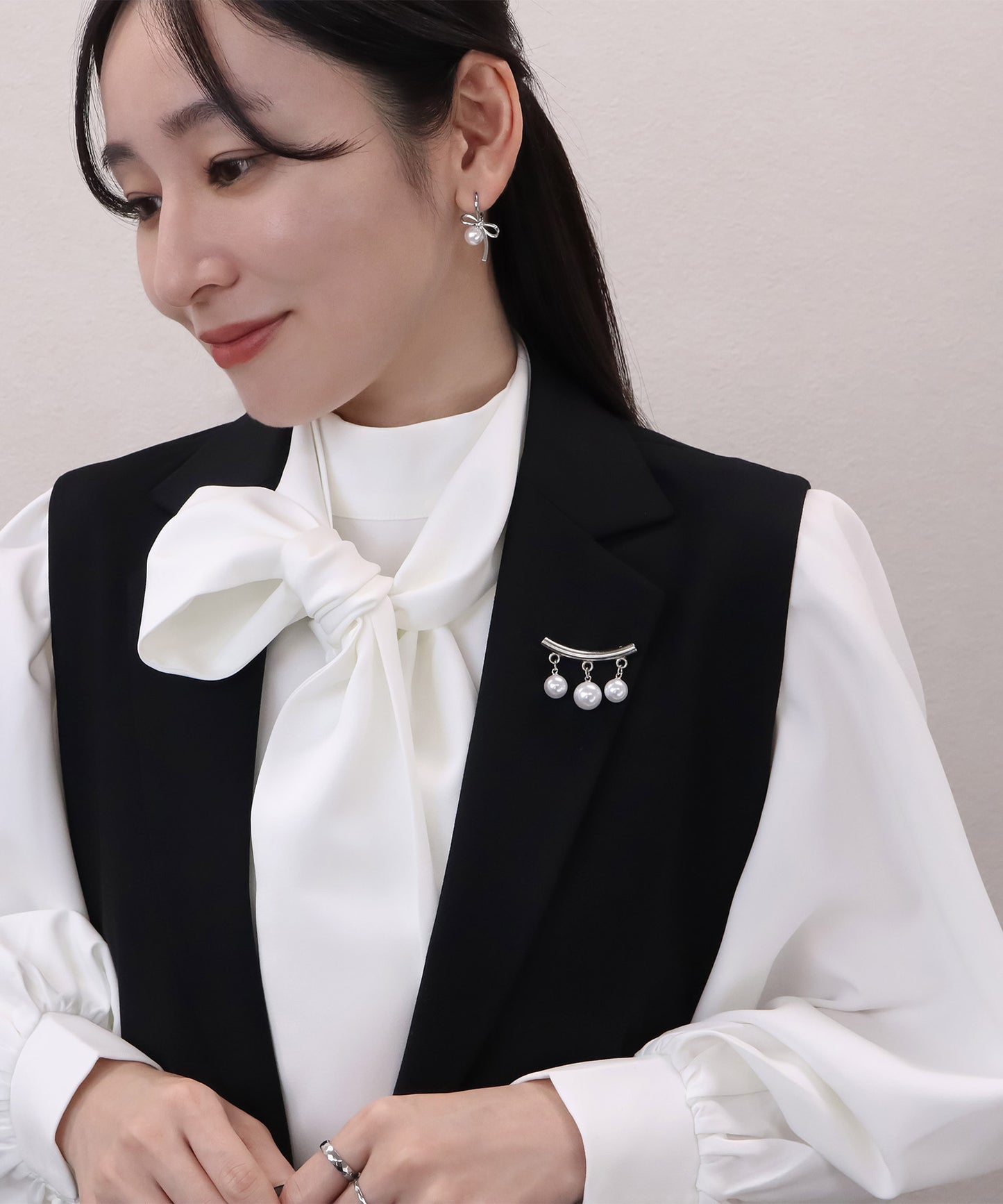 blackdia ocean トリプルパールブローチ
