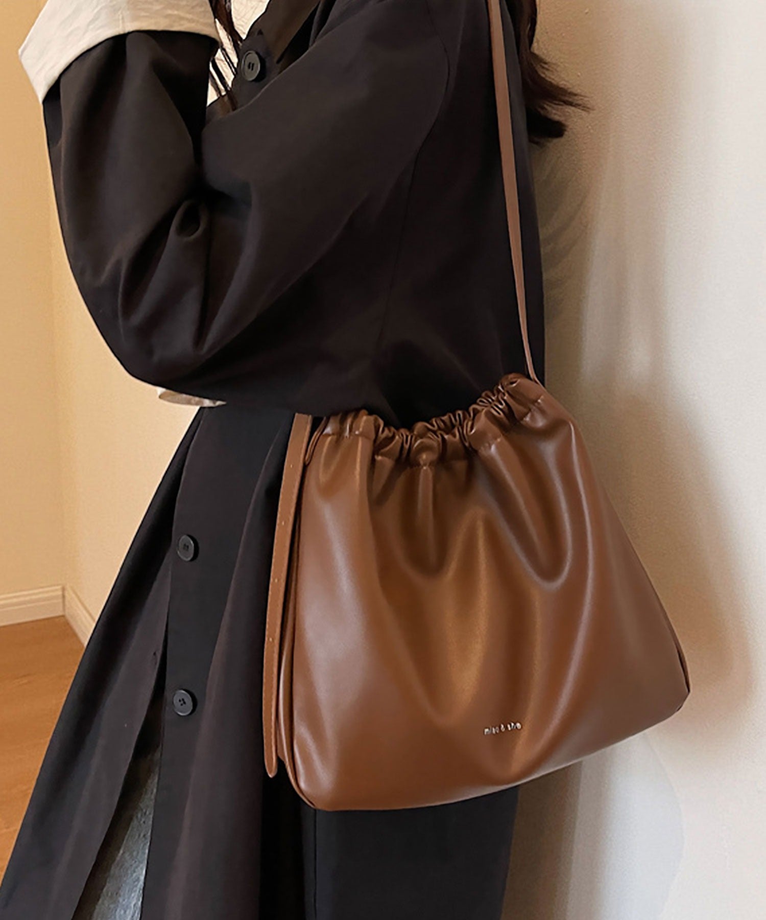 今週末限定価格】blackdia ocean レザー 巾着 ショルダー バッグ( 3color )