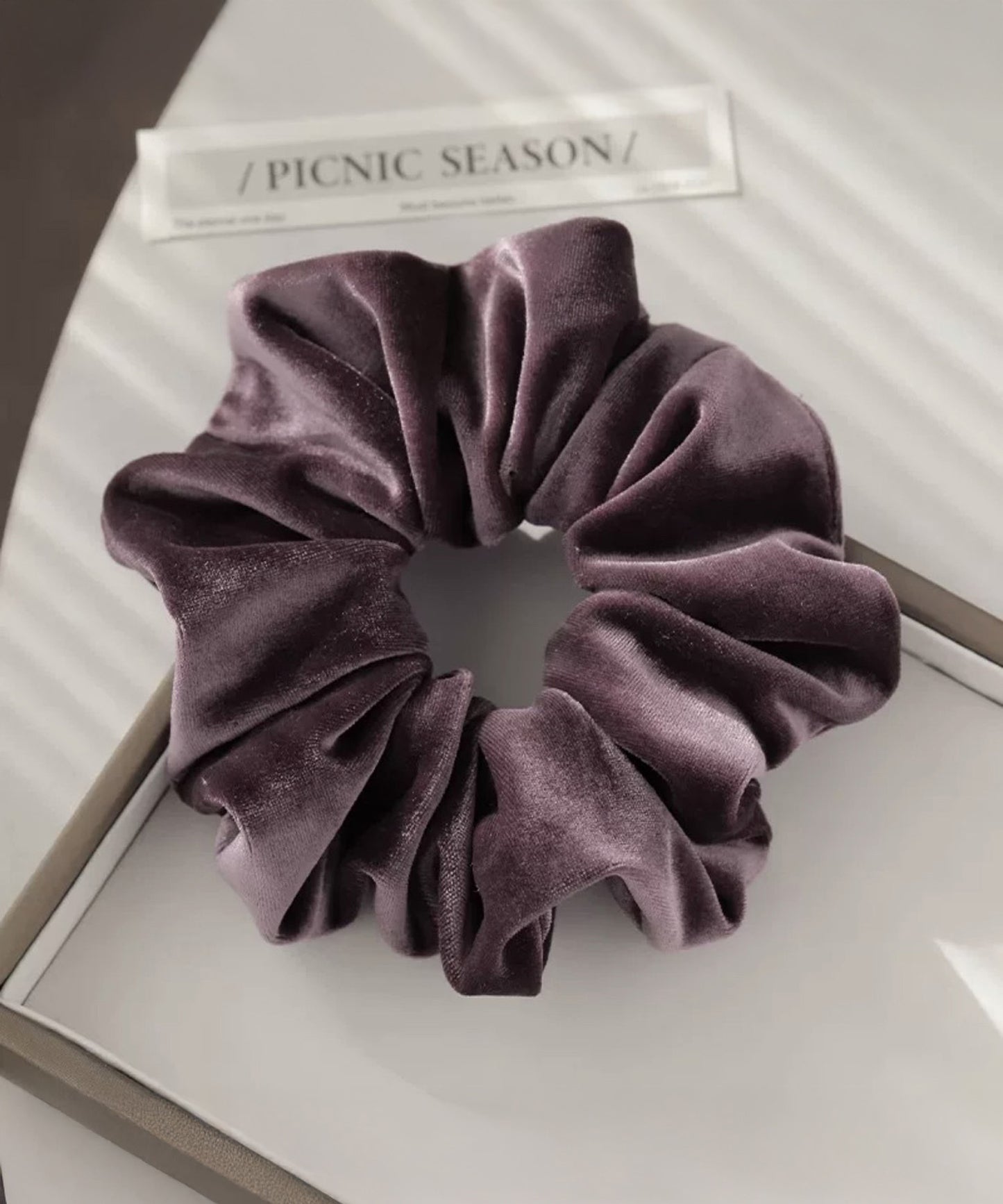 blackdia ocean 深みカラーふんわりベロアシュシュ