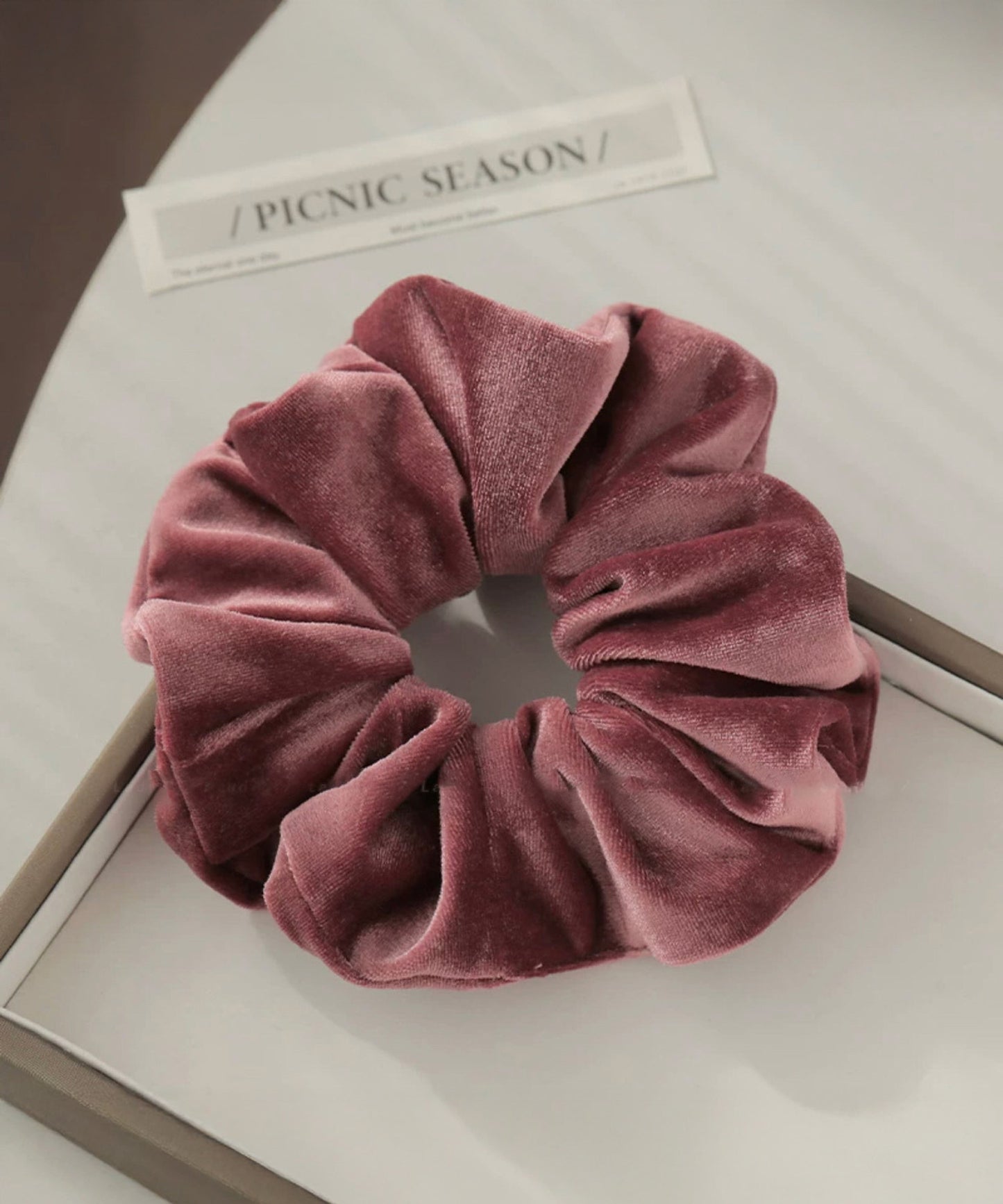 blackdia ocean 深みカラーふんわりベロアシュシュ