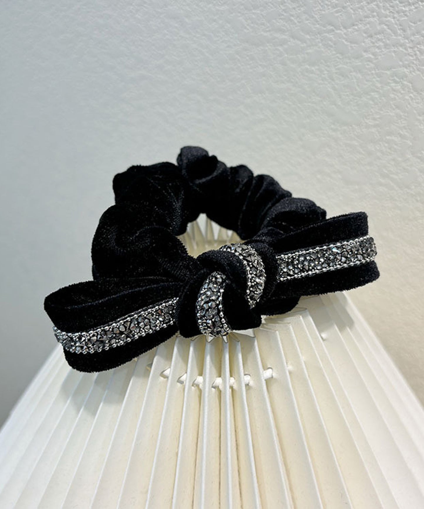 blackdia ocean ストーン付きベロアリボンシュシュ/バレッタ