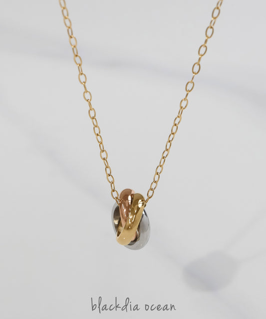 blackdia ocean トリニティネックレス