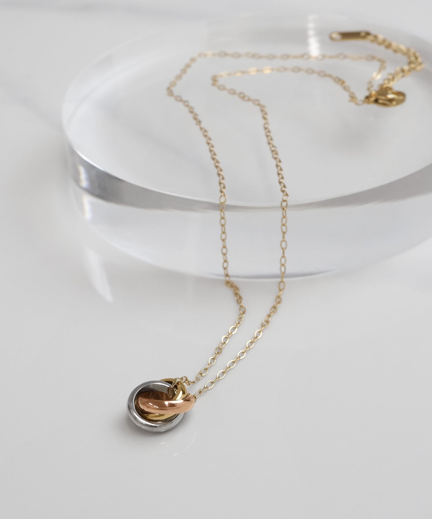 blackdia ocean トリニティネックレス