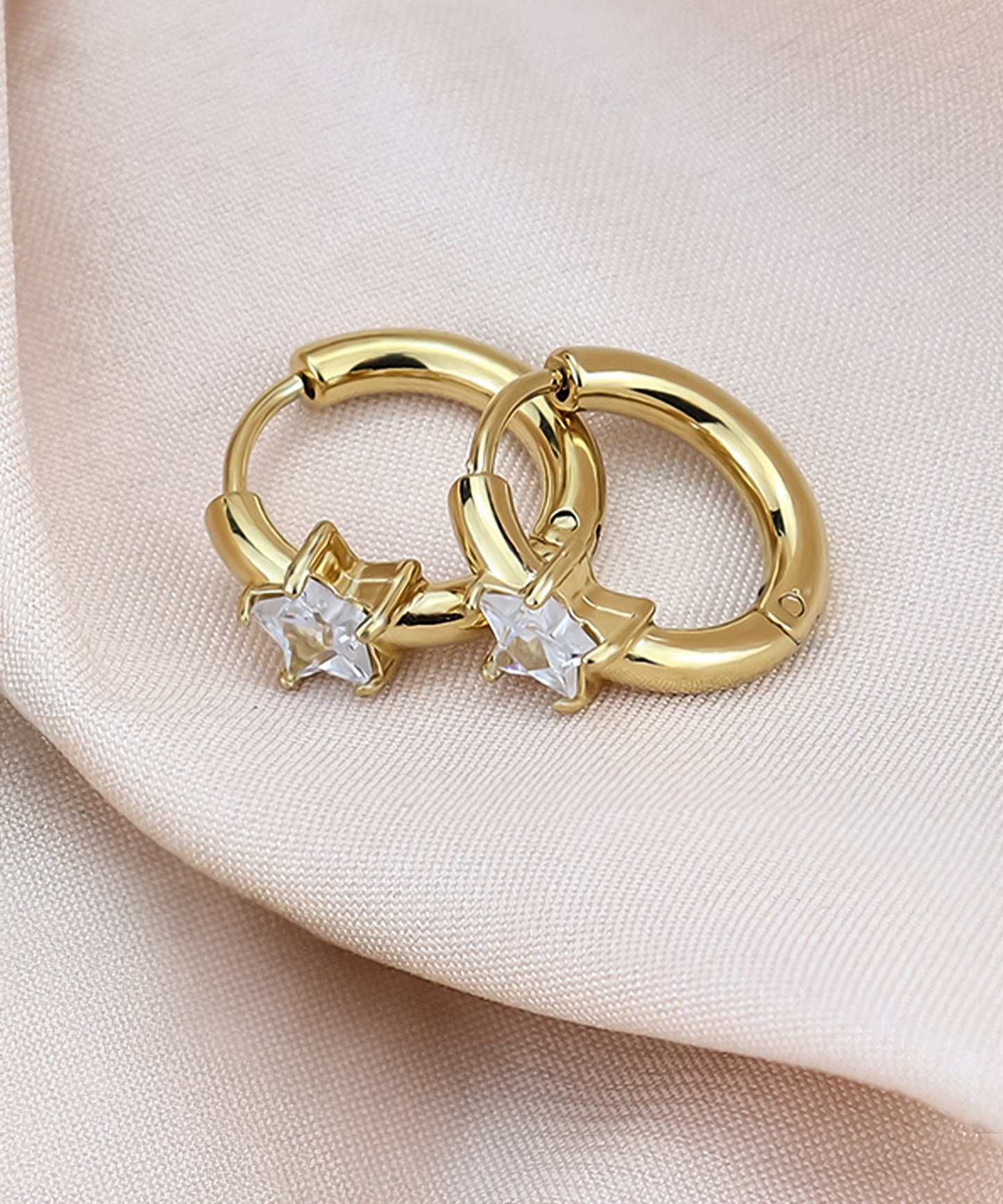 blackdia ocean ポイントジルコニア フープピアス