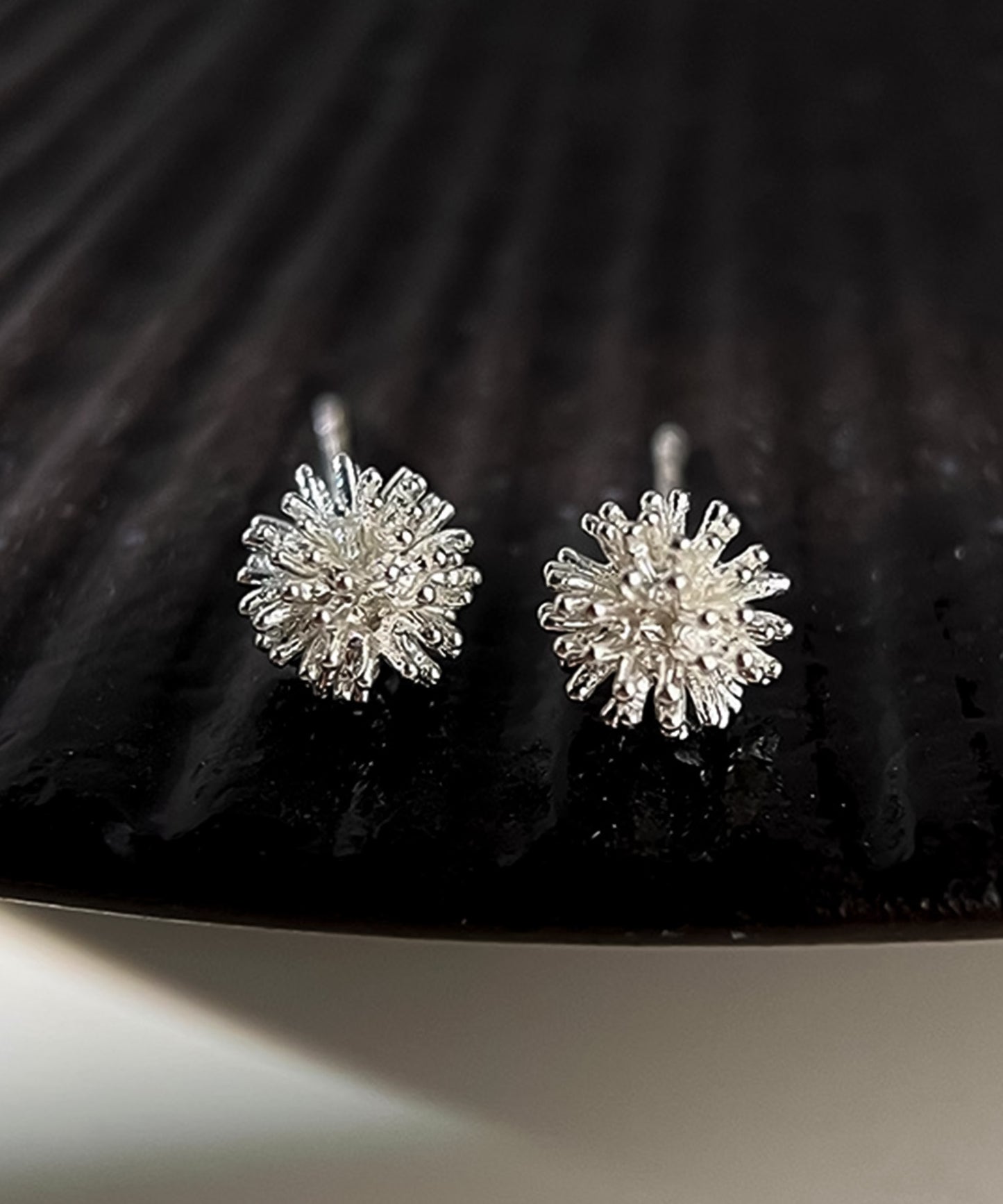 blackdia ocean スパークル タイニーピアス