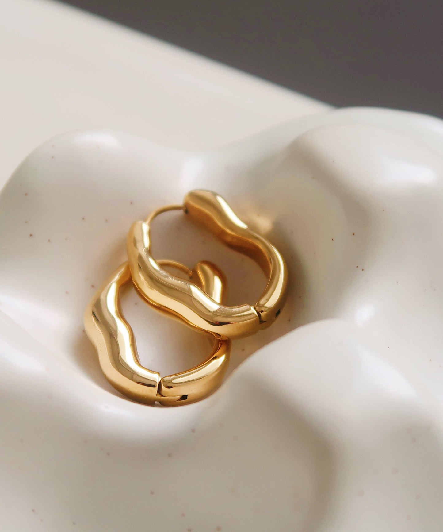 blackdia ocean オーバル ニュアンス フープピアス