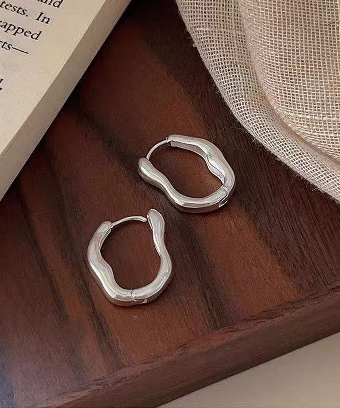 blackdia ocean オーバル ニュアンス フープピアス