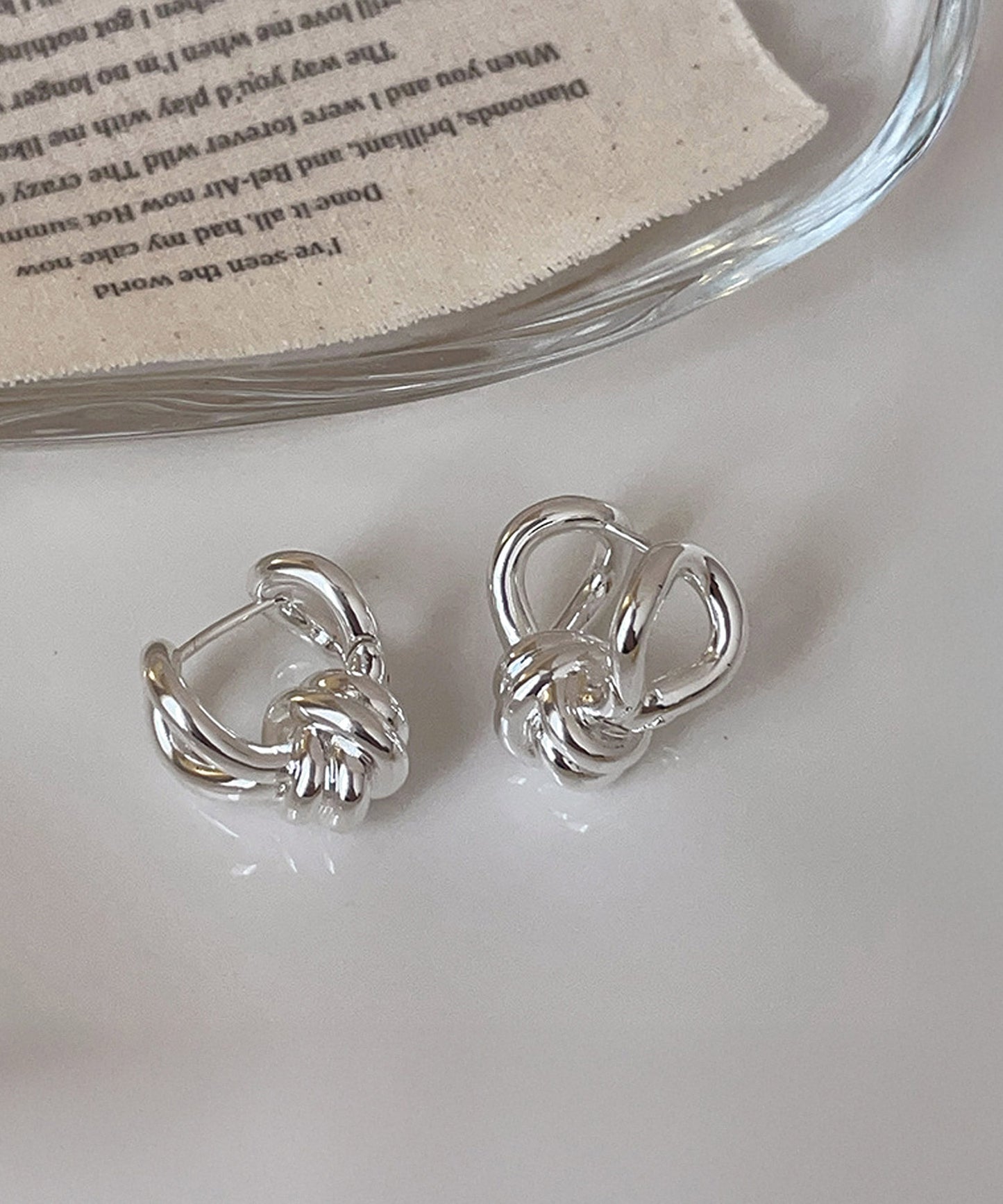 blackdia ocean ノットデザインピアス