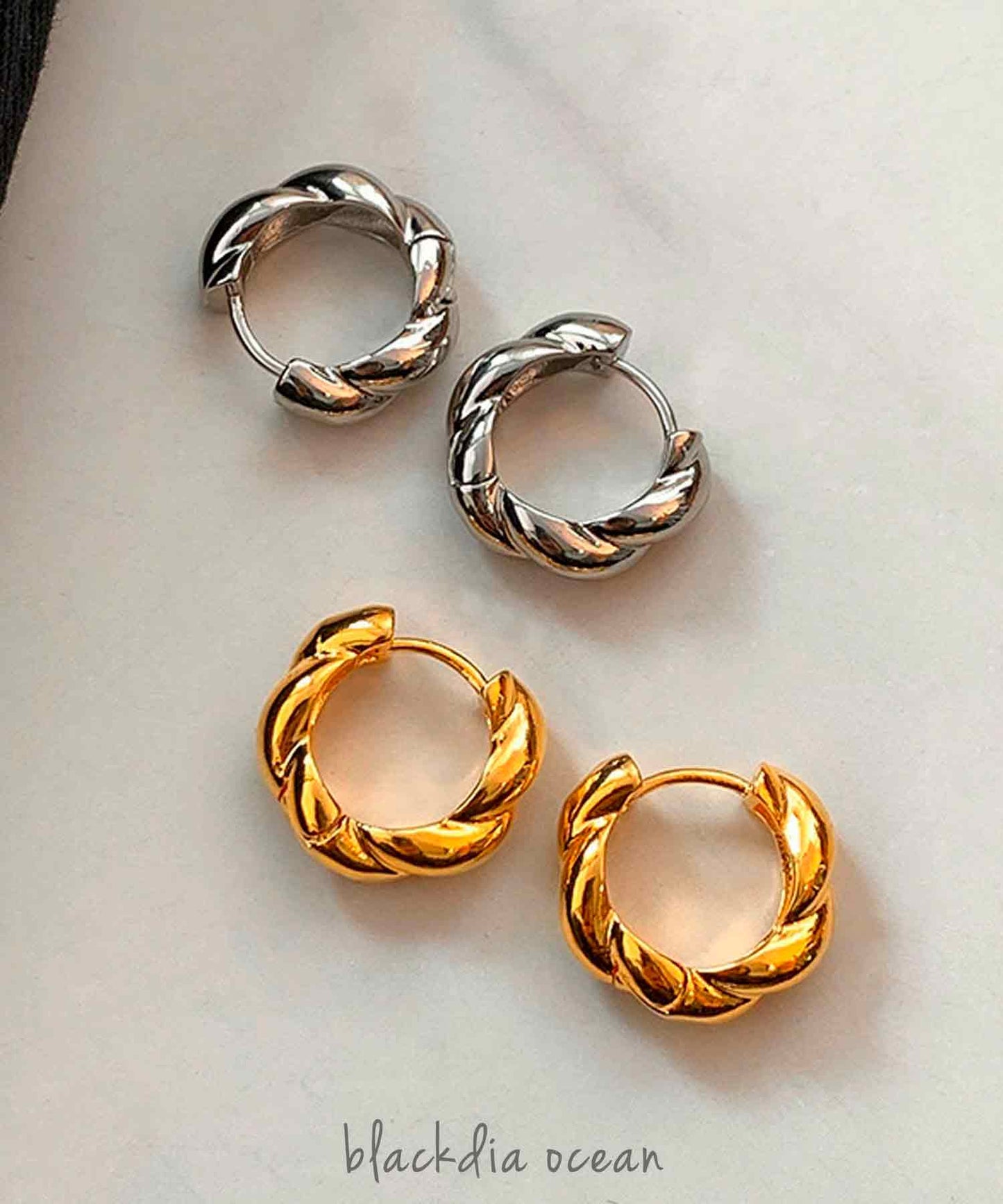 blackdia ocean モードツイストフープピアス