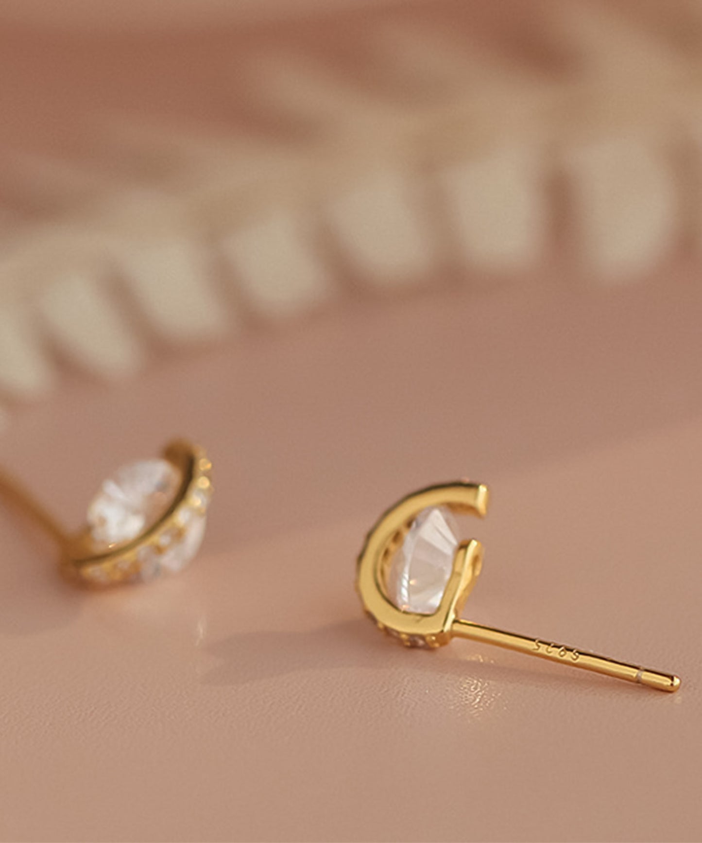 blackdia ocean ジルコニアライン オン カラットピアス