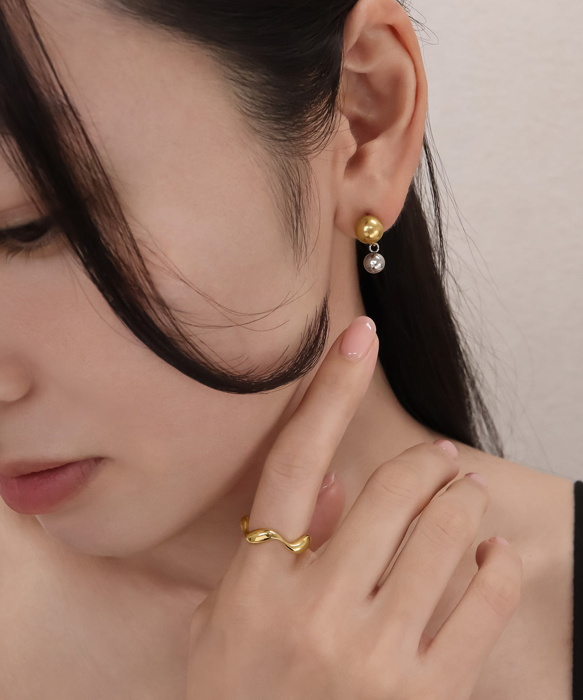 blackdia ocean バイカラー スウィングボールピアス
