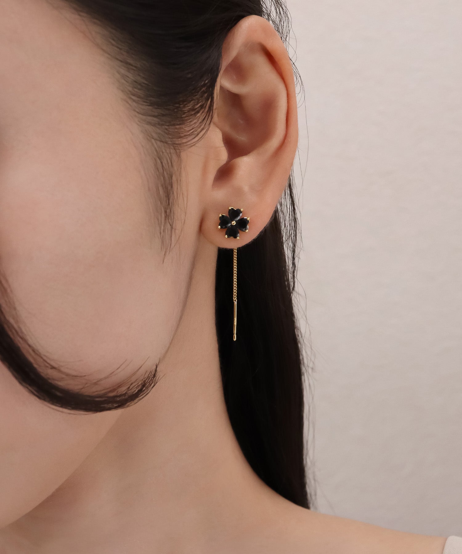 スペシャルセール限定】blackdia ocean シック クローバー ピアス