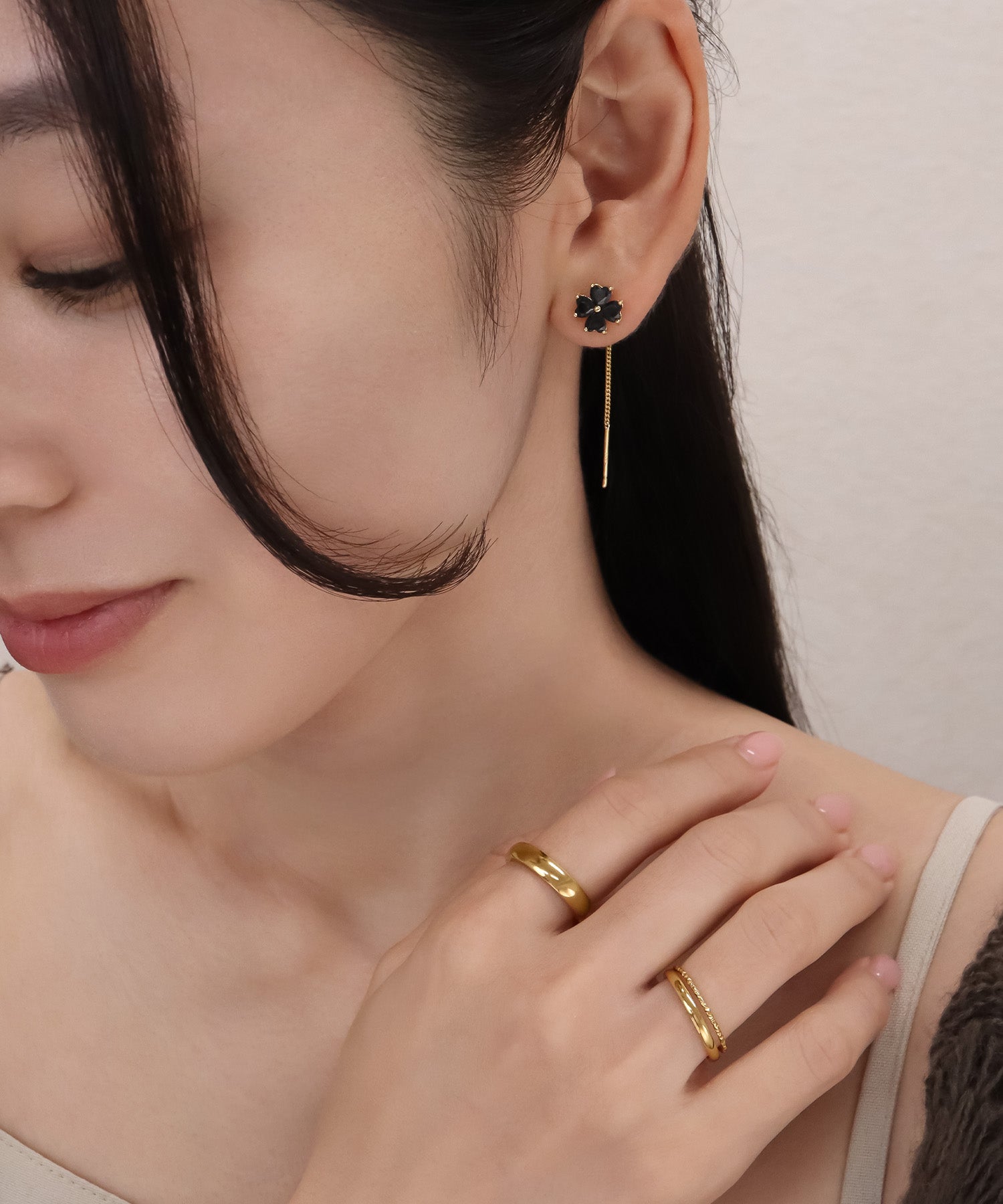 スペシャルセール限定】blackdia ocean シック クローバー ピアス