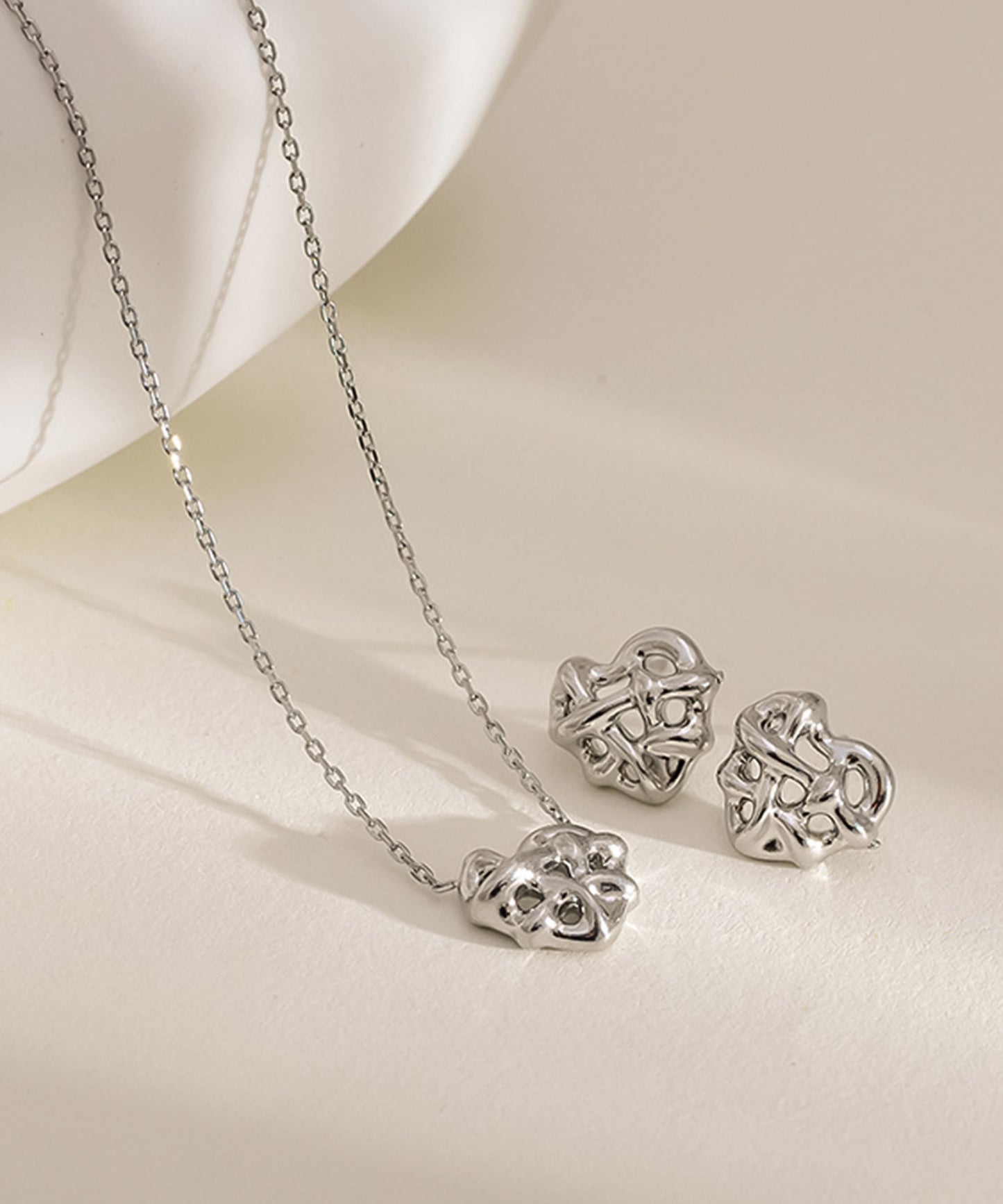 blackdia ocean ハートパイ ピアス