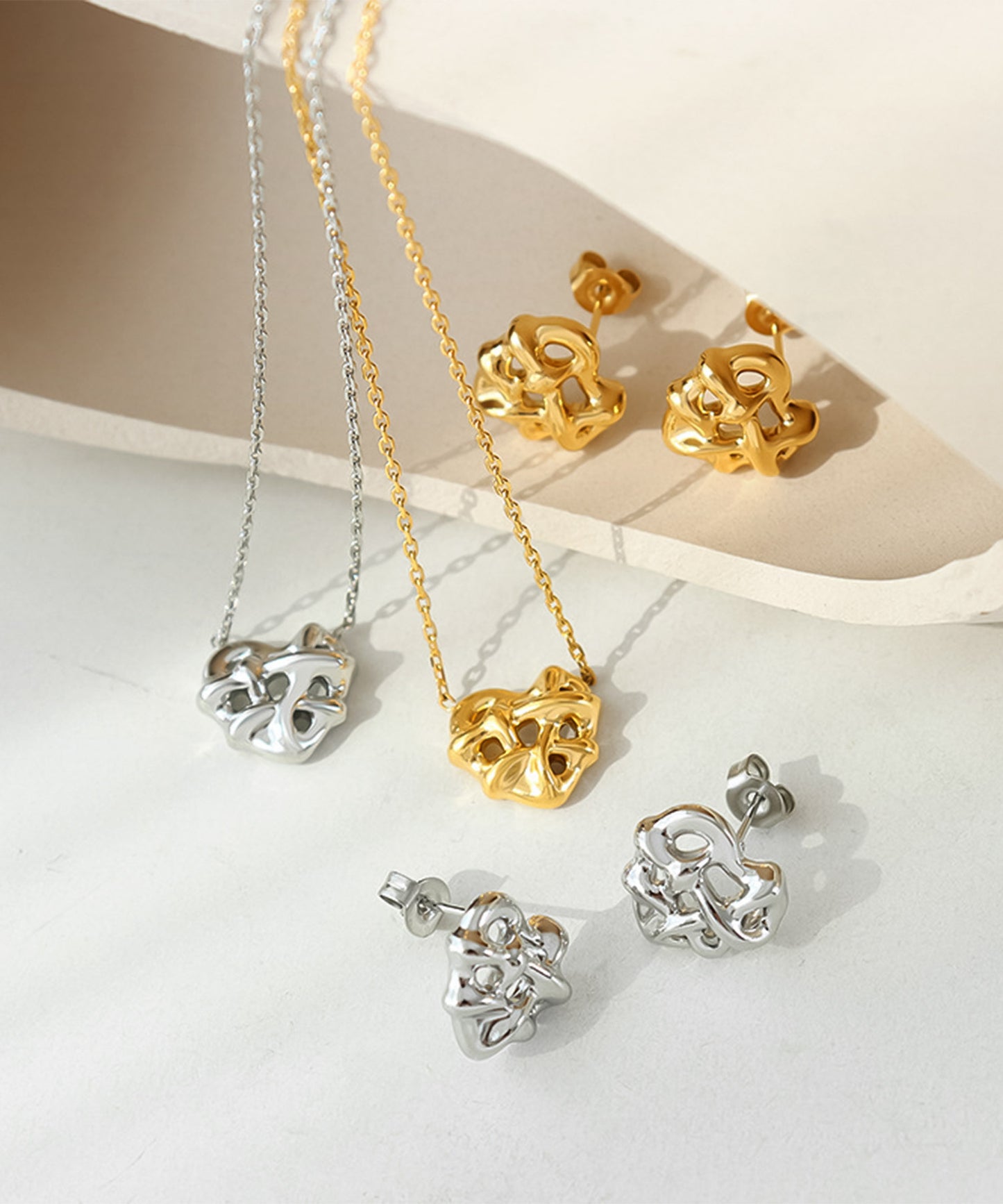 blackdia ocean ハートパイ ピアス